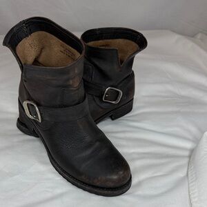 Frye Antique Black Leather Boots with Silver Buckle Veronica Bootie